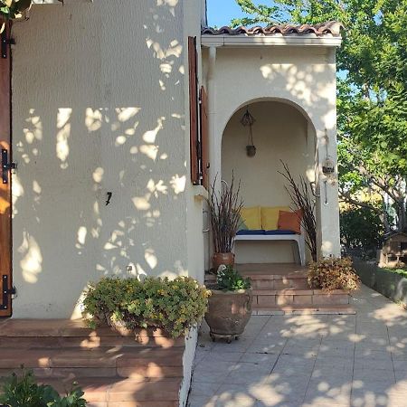 Maison T2 Avec Petit Jardin Dans Impasse Calme Баярг Екстер'єр фото